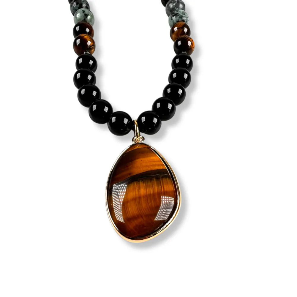Collar de Intención Ónix y Turquesa Africana con Dije Ojo de Tigre